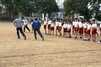 園田学園女子大学陸上教室 陵北小学校 今日のできごと